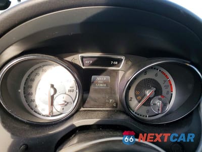 Zdjęcie 9 z 13 samochodu: 2016 MERCEDES-BENZ GLA 250 4MATIC VIN:WDCTG4GB6GJ197794 - miniatura