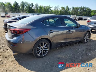 Trzecie zdjęcie samochodu z tyłu: 2018 MAZDA 3 GRAND TOURING VIN:3MZBN1W30JM164247 - miniatura