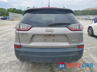 Zdjęcie 6 z 13 samochodu: 2019 JEEP CHEROKEE LATITUDE VIN:1C4PJLCB4KD223308 - miniatura