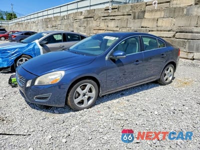 2013 VOLVO S60 T5 YV1612FH8D2192059 - główne zdjęcie licytacji z USA - miniatura