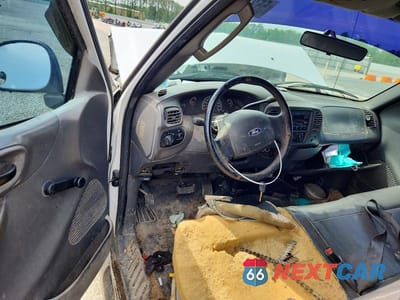 Zdjęcie 8 z 12 samochodu: 2004 FORD F-150 HERITAGE CLASSIC VIN:2FTRX17W54CA72362 - miniatura