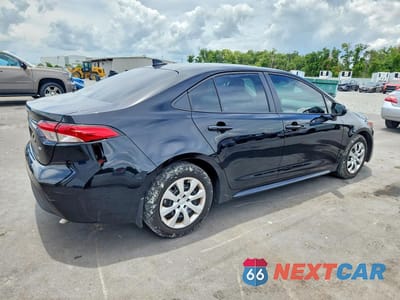 Trzecie zdjęcie samochodu z tyłu: 2025 TOYOTA COROLLA LE VIN:5YFB4MDE4SP340206 - miniatura