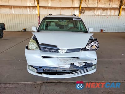Piąte zdjęcie samochodu w środku: 2004 TOYOTA SIENNA XLE LIMITED 7 PASSENGER VIN:5TDZA22C64S155923 - miniatura