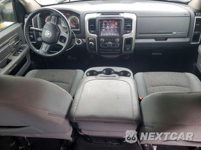 Zdjęcie 8 z 13 samochodu: 2019 RAM 1500 CLASSIC SLT VIN:1C6RR6TT7KS657754 - miniatura