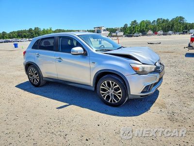 Czwarte zdjęcie samochodu z boku: 2018 MITSUBISHI OUTLANDER SPORT ES VIN:JA4AR3AW9JU001070 - miniatura