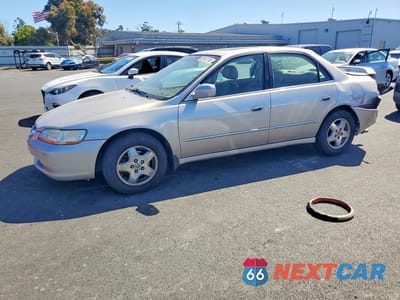 1999 HONDA ACCORD EX 1HGCG1655XA015813 - główne zdjęcie licytacji z USA - miniatura