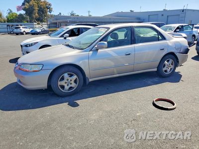 1999 HONDA ACCORD EX 1HGCG1655XA015813 - główne zdjęcie licytacji z USA - miniatura