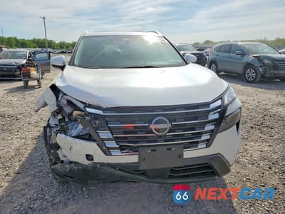 Piąte zdjęcie samochodu w środku: 2024 NISSAN ROGUE SV VIN:JN8BT3BB5RW449320 - miniatura