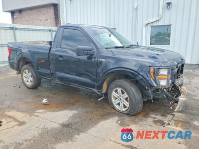 Czwarte zdjęcie samochodu z boku: 2023 FORD F150 VIN:1FTMF1CP3PKE73209 - miniatura