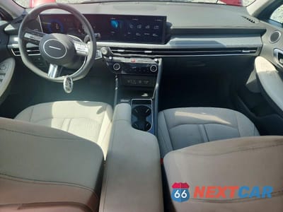 Zdjęcie 8 z 13 samochodu: 2024 HYUNDAI SONATA SEL VIN:KMHL64JA5RA398819 - miniatura