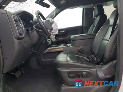 Zdjęcie 7 z 12 samochodu: 2019 CHEVROLET SILVERADO K1500 RST VIN:3GCUYEED0KG261713 - miniatura