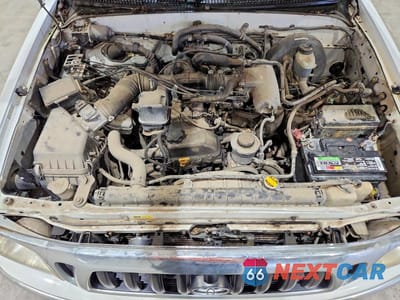 Zdjęcie 11 z 12 samochodu: 2004 TOYOTA TACOMA XTRACAB VIN:5TEVL52N64Z353108 - miniatura