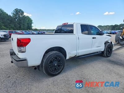 Trzecie zdjęcie samochodu z tyłu: 2011 TOYOTA TUNDRA DOUBLE CAB SR5 VIN:5TFUM5F11BX020075 - miniatura
