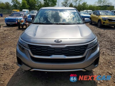Piąte zdjęcie samochodu w środku: 2021 KIA SELTOS LX VIN:KNDEPCAA3M7188648 - miniatura