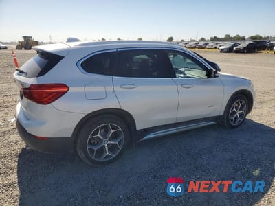 Trzecie zdjęcie samochodu z tyłu: 2016 BMW X1 XDRIVE28I VIN:WBXHT3C34G5F65727 - miniatura