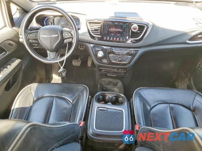 Zdjęcie 8 z 13 samochodu: 2019 CHRYSLER PACIFICA HYBRID LIMITED VIN:2C4RC1N71KR657747 - miniatura