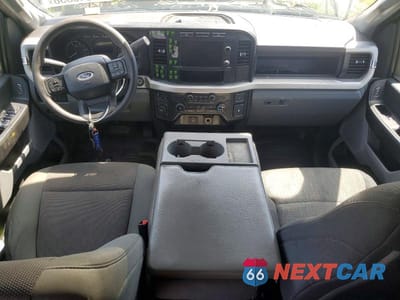 Zdjęcie 8 z 13 samochodu: 2024 FORD F350 SUPER DUTY VIN:1FT8W3DT4REE37832 - miniatura