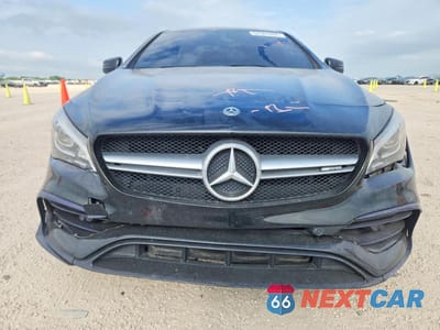 Piąte zdjęcie samochodu w środku: 2018 MERCEDES-BENZ CLA 45 AMG VIN:WDDSJ5CB5JN525775 - miniatura