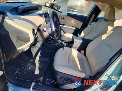 Zdjęcie 7 z 12 samochodu: 2020 TOYOTA PRIUS XLE VIN:JTDKARFU1L3113091 - miniatura