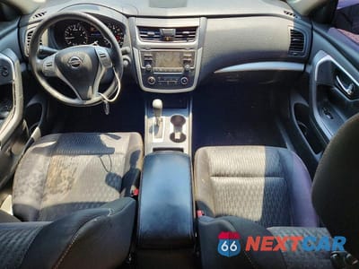 Zdjęcie 8 z 12 samochodu: 2016 NISSAN ALTIMA 2.5 S VIN:1N4AL3AP6GN350230 - miniatura
