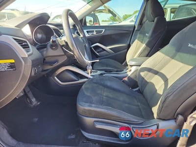 Zdjęcie 7 z 12 samochodu: 2014 HYUNDAI VELOSTER BASE VIN:KMHTC6ADXEU215079 - miniatura