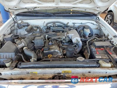 Zdjęcie 11 z 12 samochodu: 2002 TOYOTA TACOMA PRERUNNER VIN:5TENM92N12Z048584 - miniatura