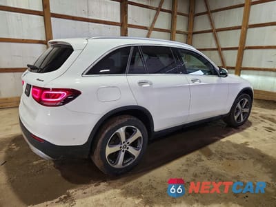 Trzecie zdjęcie samochodu z tyłu: 2022 MERCEDES-BENZ GLC 300 4MATIC VIN:W1N0G8EB0NG119081 - miniatura