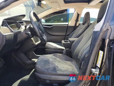 Zdjęcie 7 z 13 samochodu: 2013 TESLA MODEL S VIN:5YJSA1CN4DFP04485 - miniatura