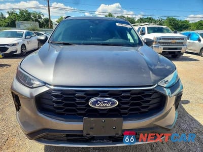 Piąte zdjęcie samochodu w środku: 2025 FORD ESCAPE ST LINE VIN:1FMCU9MN5SUB20234 - miniatura