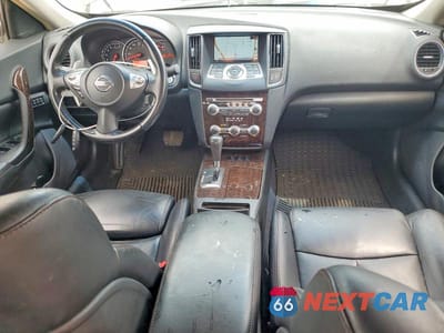 Zdjęcie 8 z 12 samochodu: 2010 NISSAN MAXIMA 3.5 S VIN:1N4AA5AP5AC866650 - miniatura
