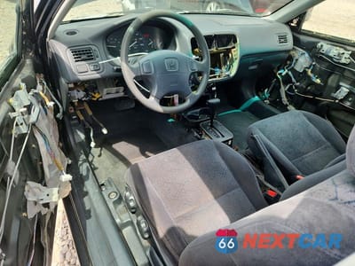 Zdjęcie 8 z 13 samochodu: 2000 HONDA CIVIC EX VIN:1HGEJ8241YL063959 - miniatura