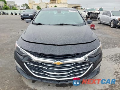 Piąte zdjęcie samochodu w środku: 2020 CHEVROLET MALIBU LT VIN:1G1ZD5ST5LF081393 - miniatura