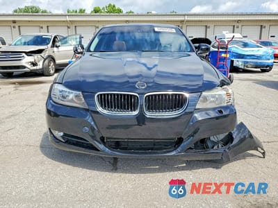 Piąte zdjęcie samochodu w środku: 2011 BMW 328 XI SULEV VIN:WBAPK5C51BA662385 - miniatura