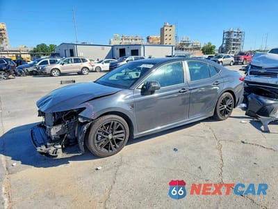 2025 TOYOTA CAMRY SE 4T1DAACK0SU507389 - główne zdjęcie licytacji z USA - miniatura