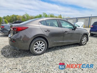 Trzecie zdjęcie samochodu z tyłu: 2018 MAZDA 3 SPORT VIN:3MZBN1U79JM161398 - miniatura