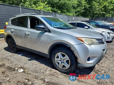Czwarte zdjęcie samochodu z boku: 2015 TOYOTA RAV4 LE VIN:2T3ZFREVXFW168103 - miniatura