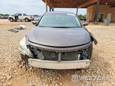 Piąte zdjęcie samochodu w środku: 2014 NISSAN ALTIMA 2.5 VIN:1N4AL3AP9EN330468 - miniatura