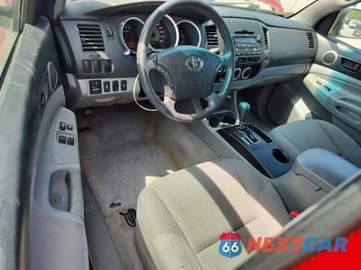 Zdjęcie 8 z 13 samochodu: 2010 TOYOTA TACOMA ACCESS CAB VIN:5TEUU4EN2AZ746338 - miniatura