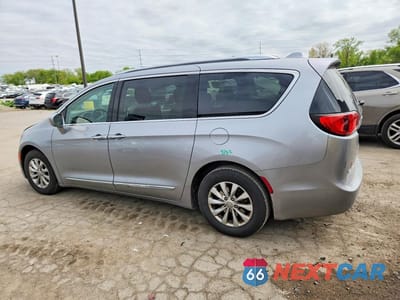 Drugie zdjęcie samochodu z przodu: 2018 CHRYSLER PACIFICA TOURING L VIN:2C4RC1BG0JR192929 - miniatura