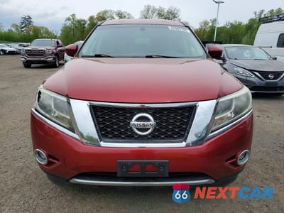 Piąte zdjęcie samochodu w środku: 2016 NISSAN PATHFINDER SV VIN:5N1AR2MM3GC639819 - miniatura