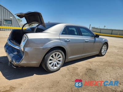 Trzecie zdjęcie samochodu z tyłu: 2012 CHRYSLER 300 LIMITED VIN:2C3CCACG8CH308363 - miniatura