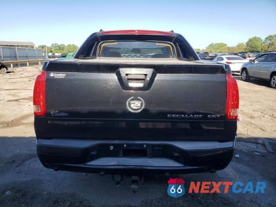 Zdjęcie 6 z 12 samochodu: 2005 CADILLAC ESCALADE VIN:3GYEK62N25G160406 - miniatura