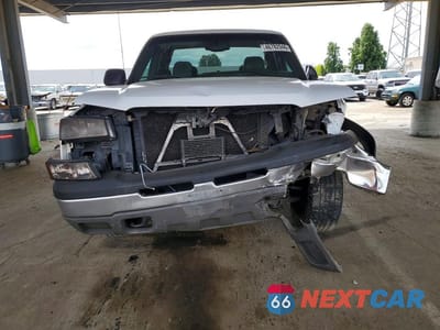 Piąte zdjęcie samochodu w środku: 2004 CHEVROLET SILVERADO K1500 VIN:1GCEK19T44E306341 - miniatura