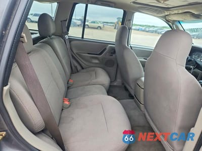 Zdjęcie 11 z 13 samochodu: 2004 JEEP GRAND CHEROKEE LAREDO VIN:1J4GX48S24C145045 - miniatura