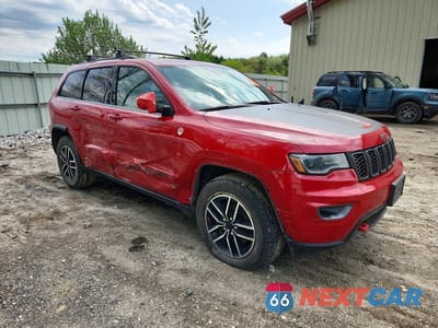 Czwarte zdjęcie samochodu z boku: 2020 JEEP GRAND CHEROKEE TRAILHAWK VIN:1C4RJFLG6LC332169 - miniatura