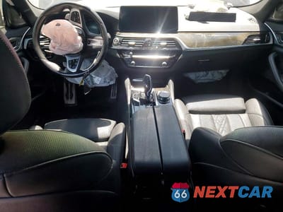 Zdjęcie 8 z 13 samochodu: 2023 BMW 540 XI VIN:WBA73BJ07PWX99005 - miniatura