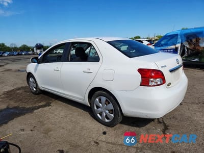 Drugie zdjęcie samochodu z przodu: 2010 TOYOTA YARIS BASE VIN:JTDBT4K30A1358516 - miniatura
