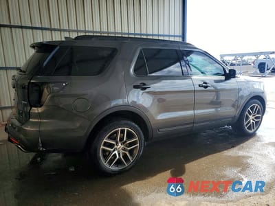 Trzecie zdjęcie samochodu z tyłu: 2017 FORD EXPLORER SPORT VIN:1FM5K8GT9HGC48597 - miniatura