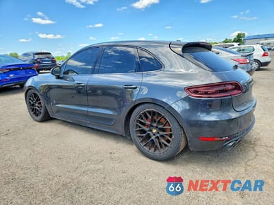 Drugie zdjęcie samochodu z przodu: 2017 PORSCHE MACAN GTS VIN:WP1AG2A57HLB56261 - miniatura