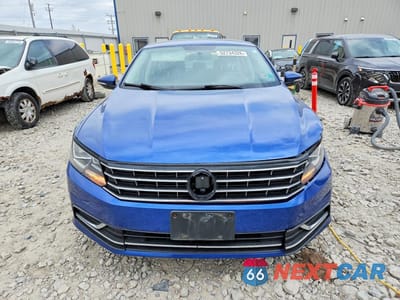 Piąte zdjęcie samochodu w środku: 2017 VOLKSWAGEN PASSAT S VIN:1VWAT7A30HC026201 - miniatura